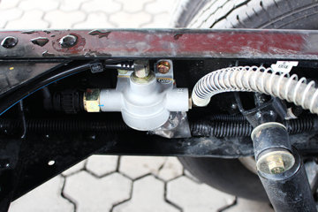 ��� J6F 130���� 4.21�׵����Ῠ����ͼƬ
