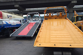 东风多利卡底盘&nbsp;清障车外观图片