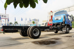 江淮帅铃 威司达W500中卡 160马力 4X2 6.8米厢式载货车底盘(HFC5162XXYP70K1E1) 江淮帅铃 威司达W500中卡 160马力 4X2 6.8米厢式载货车底盘(HFC5162XXYP70K1E1)