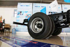 福田欧马可S3系 143马力 4.18米单排载货车底盘(BJ1088VEJEA-F1)