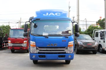 江淮 新帅铃H330 130马力 3.82米排半厢式轻卡(HFC5043XXYP91K2C2V)