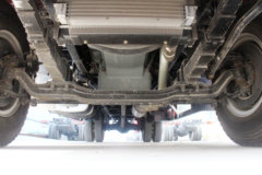青岛解放 龙V中卡 164马力 4X2 7.2米厢式载货车(CA5148XXYPK2L4E4A80-3)