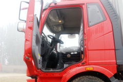 一汽解放 J6L中卡 180马力 4X2 7.7米厢式载货车(CA5160XXYP62K1L5E5) 一汽解放 J6L中卡 180马力 4X2 7.7米厢式载货车(CA5160XXYP62K1L5E5)