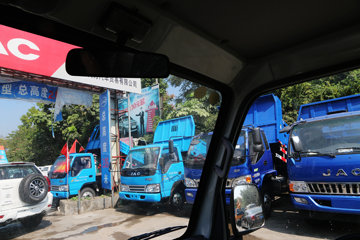 ���� ����X1 87���� 4X2 2400�����жʽ������(HFC5030ZZZVZ)ͼƬ