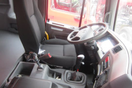 格尔发K3&nbsp;自卸车驾驶室                                               图片