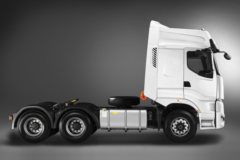 东风柳汽 乘龙H7重卡 385马力 6X4牵引车(LZ4251QDCA)