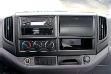 ���� ����TX 110���� 4.165����ʽ�Ῠ����(BJ5049XXY-C1)ͼƬ