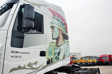 �������� ��ʨC500�ؿ� 450���� 6X4ǣ����(CQ4256HXVG334)ͼƬ