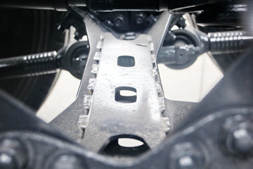 �������� ��ʨC500�ؿ� 450���� 6X4ǣ����(CQ4256HXVG334)ͼƬ