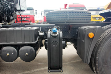 �������� ��ʨC500�ؿ� 450���� 6X4ǣ����(CQ4256HXVG334)ͼƬ