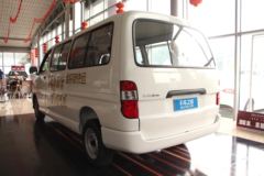 金杯 新快运 标准型 106马力 2.0L封闭货车(长轴)