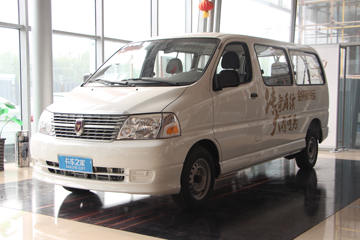 金杯 新快运 2019款 标准型 136马力 9座 2.0L轻客(国六)