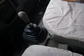 奥铃超越&nbsp;载货车驾驶室                                               图片