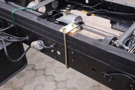 奥铃超越&nbsp;载货车底盘                                                图片