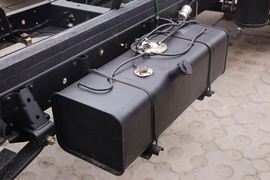 奥铃超越&nbsp;载货车底盘                                                图片