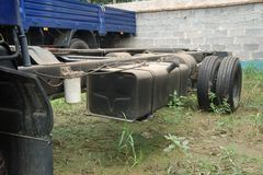 福田 奥铃捷运中卡 130马力 6.2米载货车(BJ1081VDJED-S)