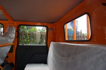 ���� ŷ����Nϵ 95���� 3.3��˫�������ῨͼƬ