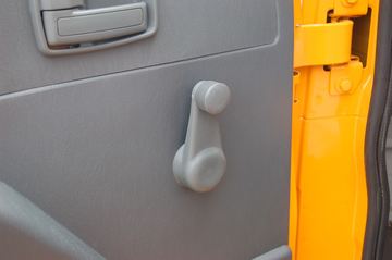 ���� ŷ����Nϵ 95���� 3.3��˫�������ῨͼƬ