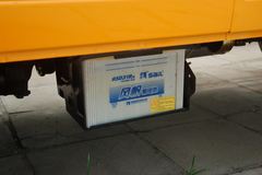 福田 欧马可N系 95马力 3.3米双排栏板轻卡