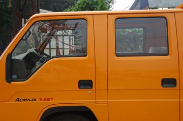 ���� ŷ����Nϵ 95���� 3.3��˫�������ῨͼƬ