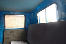 北京1041&nbsp;载货车驾驶室                                               图片