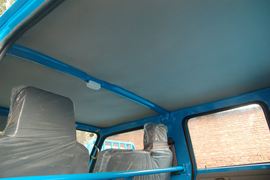 北京1041&nbsp;载货车驾驶室                                               图片