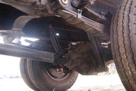 旗铃&nbsp;载货车底盘                                                图片