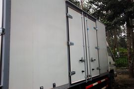 旗铃&nbsp;载货车上装                                                图片