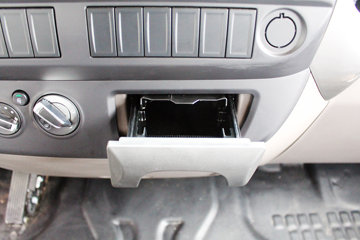 ���� ŷ����S3ϵ ��ֵɽ���� 143���� 4.14�׵�����ʽ�ػ�������(BJ5088XXY-F2)ͼƬ