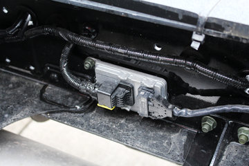 ���� ŷ����S3ϵ ��ֵɽ���� 143���� 4.14�׵�����ʽ�ػ�������(BJ5088XXY-F2)ͼƬ