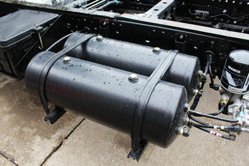 ���� ŷ����S3ϵ ��ֵɽ���� 143���� 4.14�׵�����ʽ�ػ�������(BJ5088XXY-F2)ͼƬ