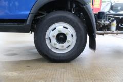 中国重汽HOWO 悍将 143马力 4.15米单排厢式轻卡底盘(ZZ5047XXYF3315E145)