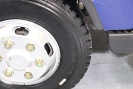 远程轻卡&nbsp;载货车底盘                                                图片