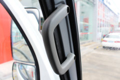 东风 多利卡D6 115马力 4X2 易燃气体气瓶运输车(DFA5041XRQ11D2AC)