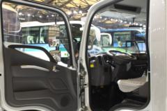 福田 奥铃CTS 131马力 4.14米单排厢式轻卡(BJ5048XXY-FC)