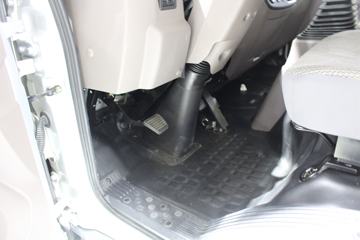 ���� ŷ����S3ϵ 143���� 4X2 ��س�(BJ5048XLC-FE)ͼƬ