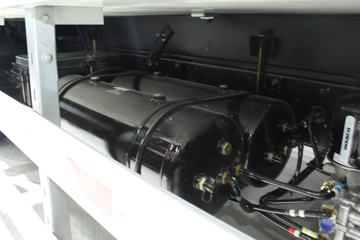 ���� ŷ����S3ϵ 143���� 4X2 ��س�(BJ5048XLC-FE)ͼƬ