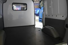 福田商务车 图雅诺E 商运版 2016款 129马力 2.8T短轴中顶封闭货车