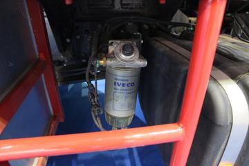 ��ά��  Eurocargo(����) ML100E22 217���� 4X2С��ˮ������������ͼƬ