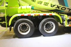 福田 雷萨L9 270马力 8X4 8方混凝土搅拌车