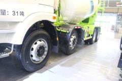 福田 雷萨L9 270马力 8X4 8方混凝土搅拌车