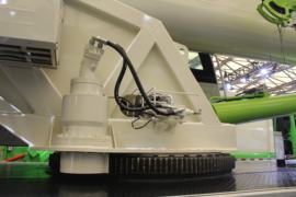 雷萨&nbsp;吊车外观                                                图片