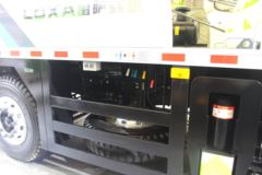 福田雷萨 25吨吊车(FTC25Q5)