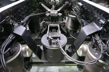 ���� ŷ��EST-A 6ϵ�ؿ� 430���� 6X2R ǣ����(BJ4269SNFKB-B2)ͼƬ