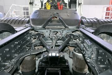 ���� ŷ��EST-A 6ϵ�ؿ� 430���� 6X2R ǣ����(BJ4269SNFKB-B2)ͼƬ