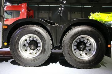 ���� ŷ��EST-A 6ϵ�ؿ� 430���� 6X2R ǣ����(BJ4269SNFKB-B2)ͼƬ