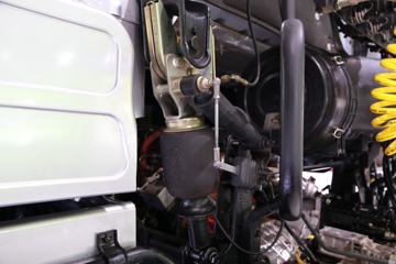 ���� ŷ��EST-A 6ϵ�ؿ� 430���� 6X2R ǣ����(BJ4269SNFKB-B2)ͼƬ