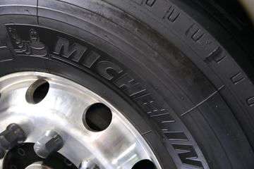 ���� ŷ��EST-A 6ϵ�ؿ� 430���� 6X2R ǣ����(BJ4269SNFKB-B2)ͼƬ