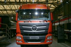 福田 欧曼GTL 6系重卡 超能版 400马力 6X4危险品牵引车(速比:3.7)(BJ4259SNFKB-AB)