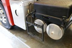 福田 欧曼GTL 6系重卡 超能版 400马力 6X4危险品牵引车(速比:3.7)(BJ4259SNFKB-AB)